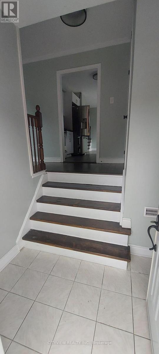 28 Foxacre Row, Brampton, ON - Indoor Photo Showing Other Room