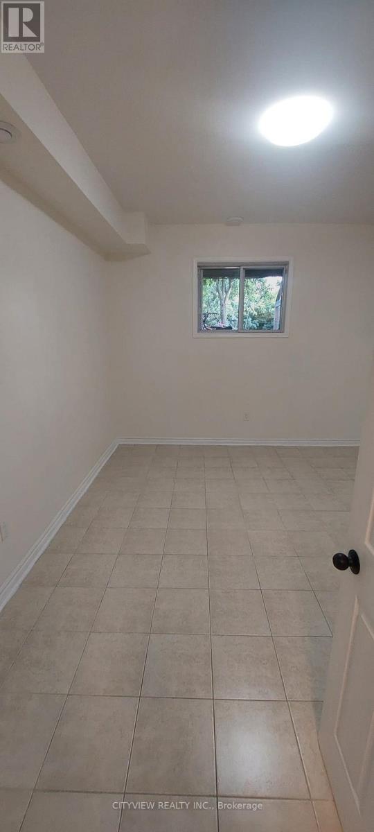 28 Foxacre Row, Brampton, ON - Indoor Photo Showing Other Room