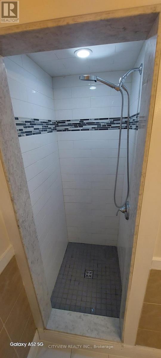 28 Foxacre Row, Brampton, ON - Indoor