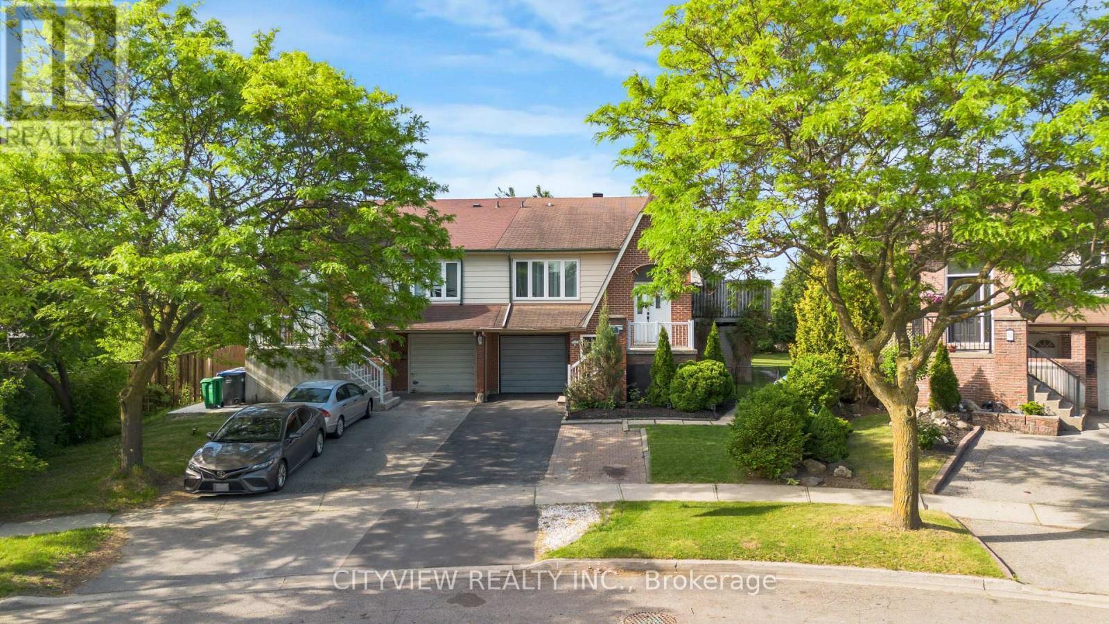 28 Foxacre Row, Brampton, ON
