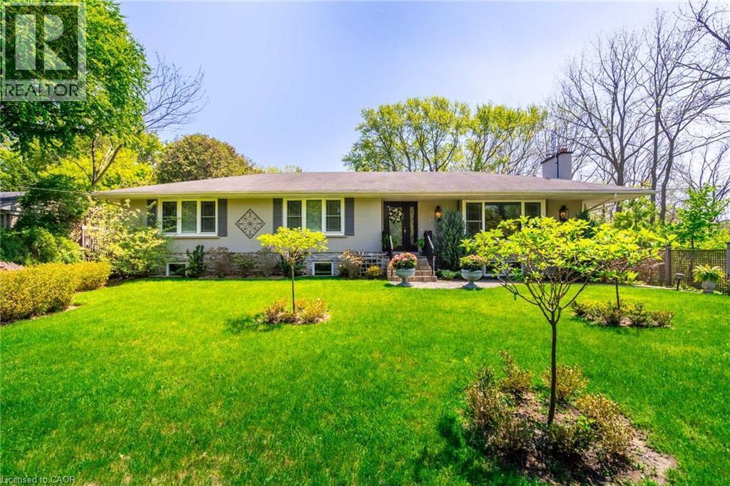 4306 Lakeshore Road, Burlington, ON - Outdoor