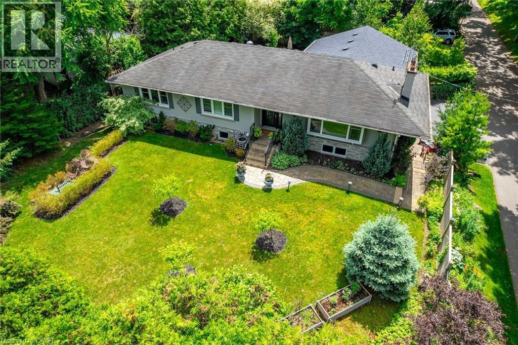 4306 Lakeshore Road, Burlington, ON - Outdoor