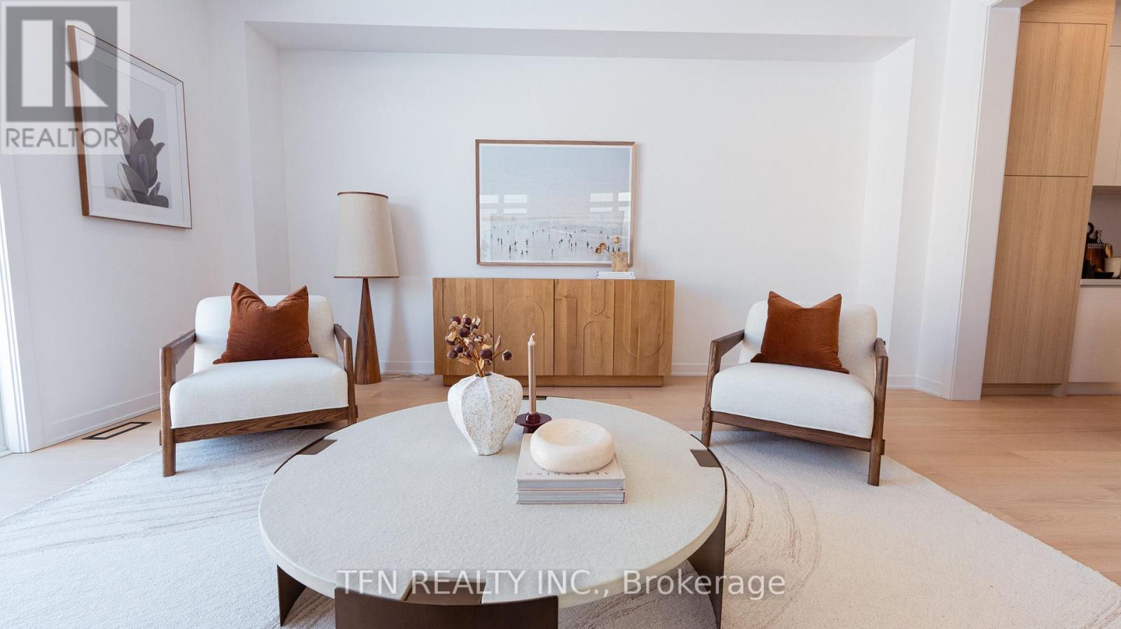 12 Imogene Court S, Richmond Hill, ON - Indoor