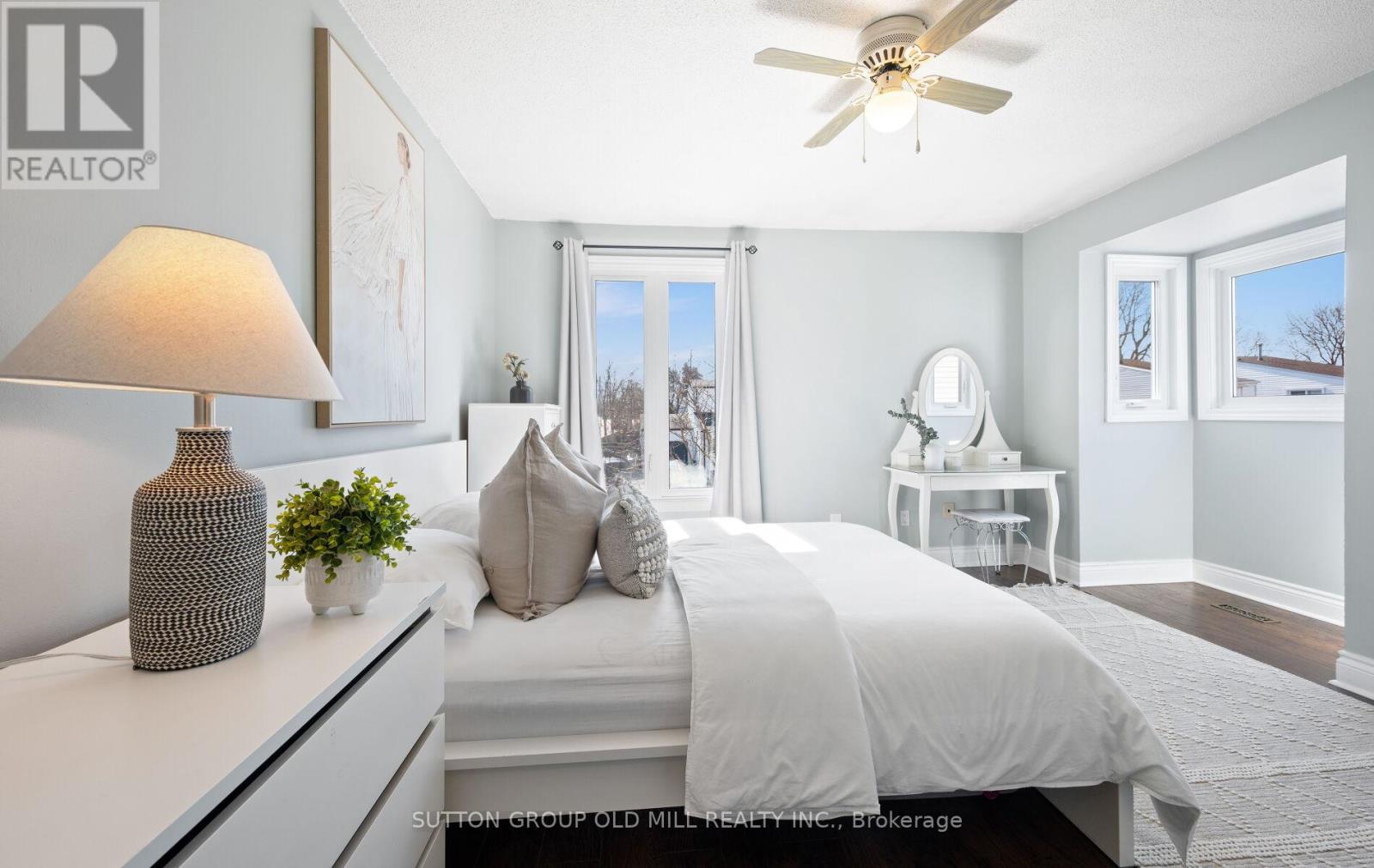 1433 Andros Boulevard, Mississauga, ON - Indoor Photo Showing Bedroom