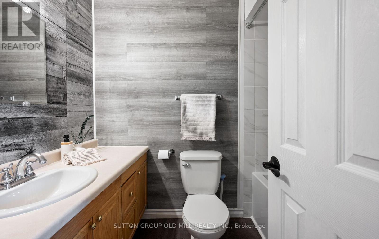 1433 Andros Boulevard, Mississauga, ON - Indoor Photo Showing Bathroom
