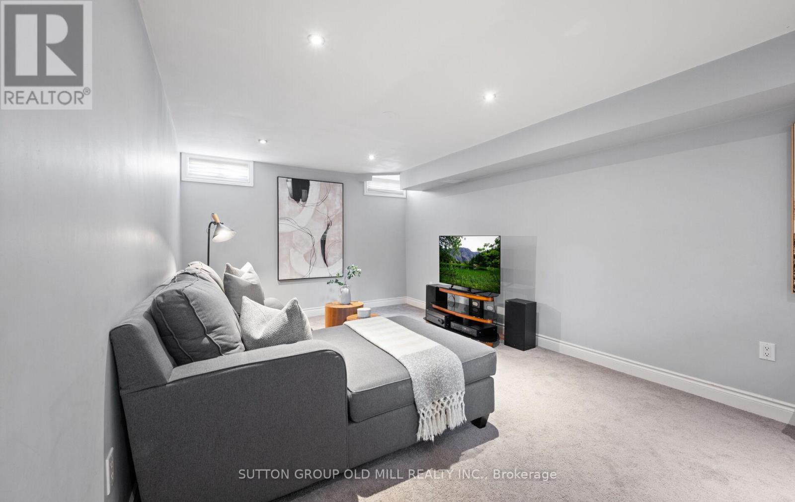 1433 Andros Boulevard, Mississauga, ON - Indoor Photo Showing Bedroom