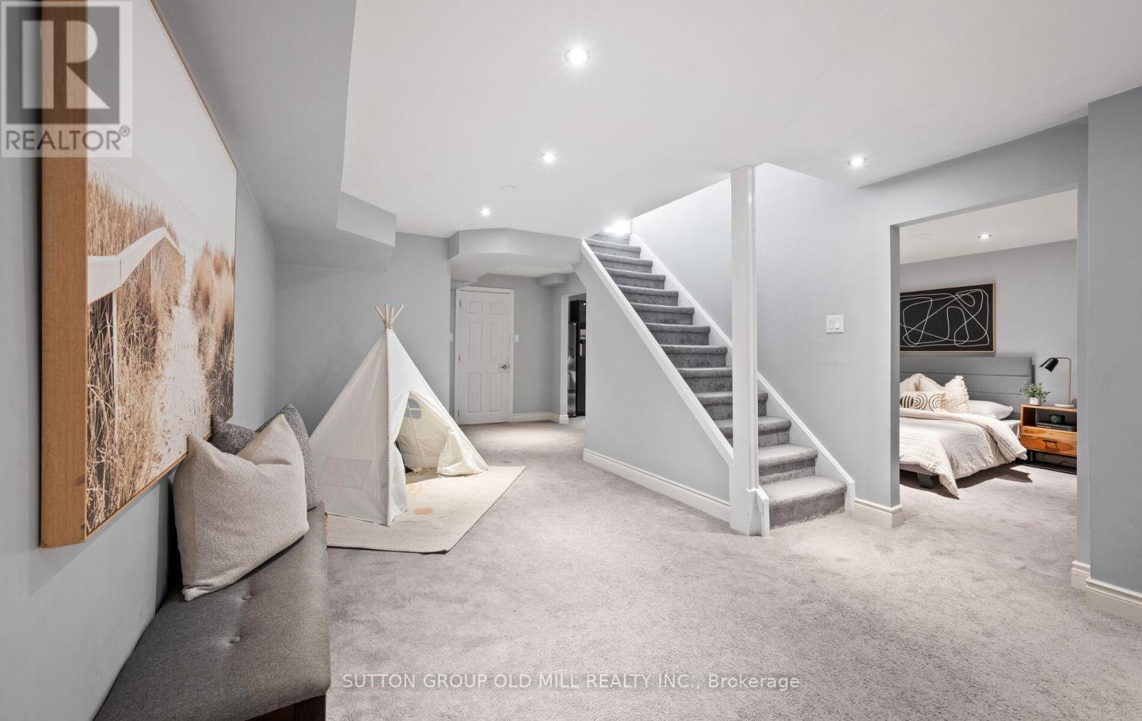 1433 Andros Boulevard, Mississauga, ON - Indoor