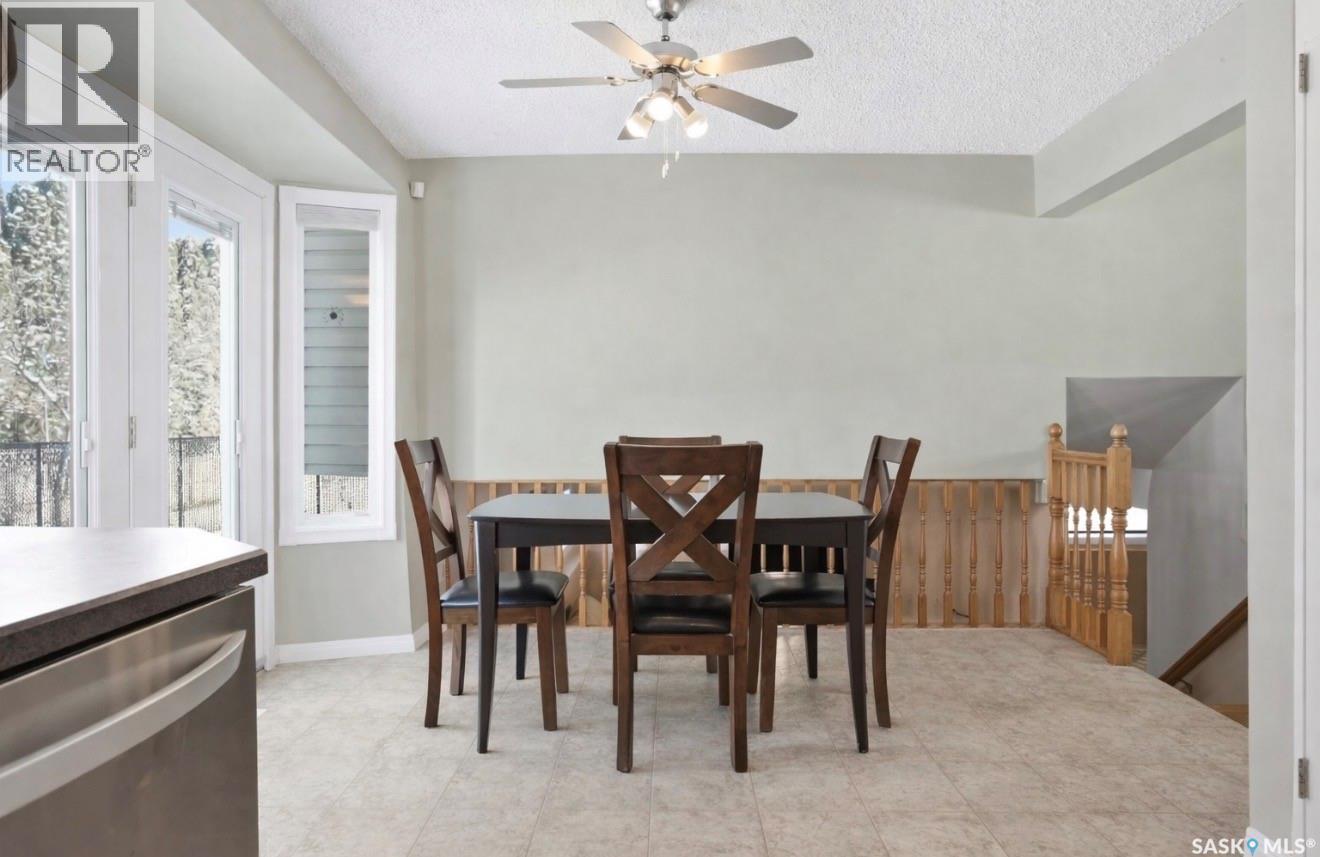 403 Bronson Crescent, Saskatoon, SK - Indoor Photo Showing Dining Room