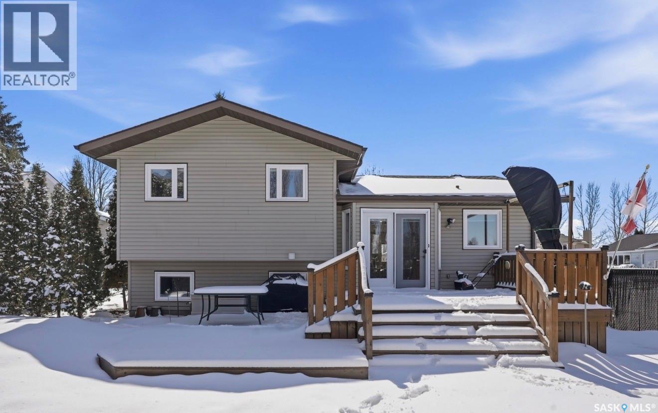 403 Bronson Crescent, Saskatoon, SK - Outdoor With Deck Patio Veranda With Exterior
