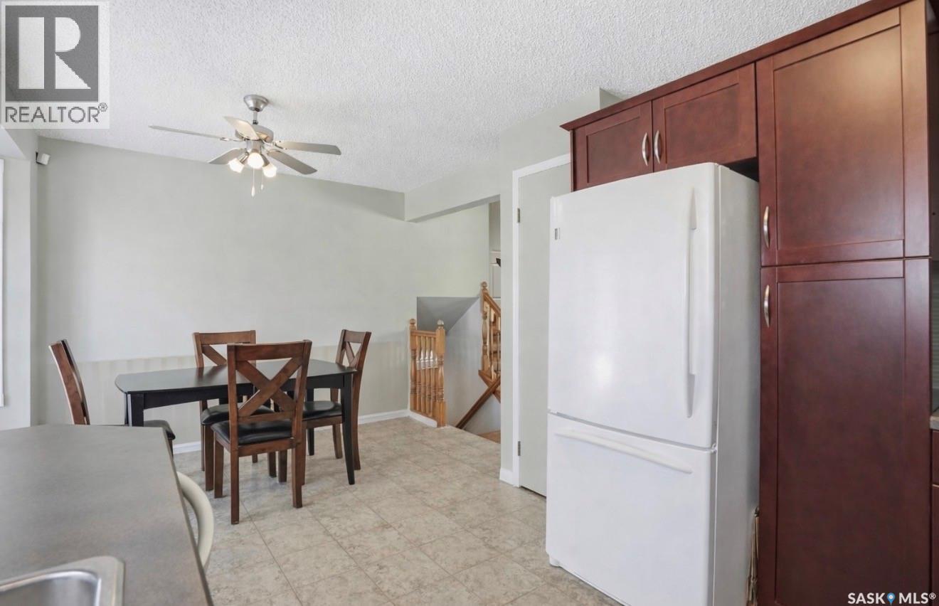 403 Bronson Crescent, Saskatoon, SK - Indoor Photo Showing Dining Room