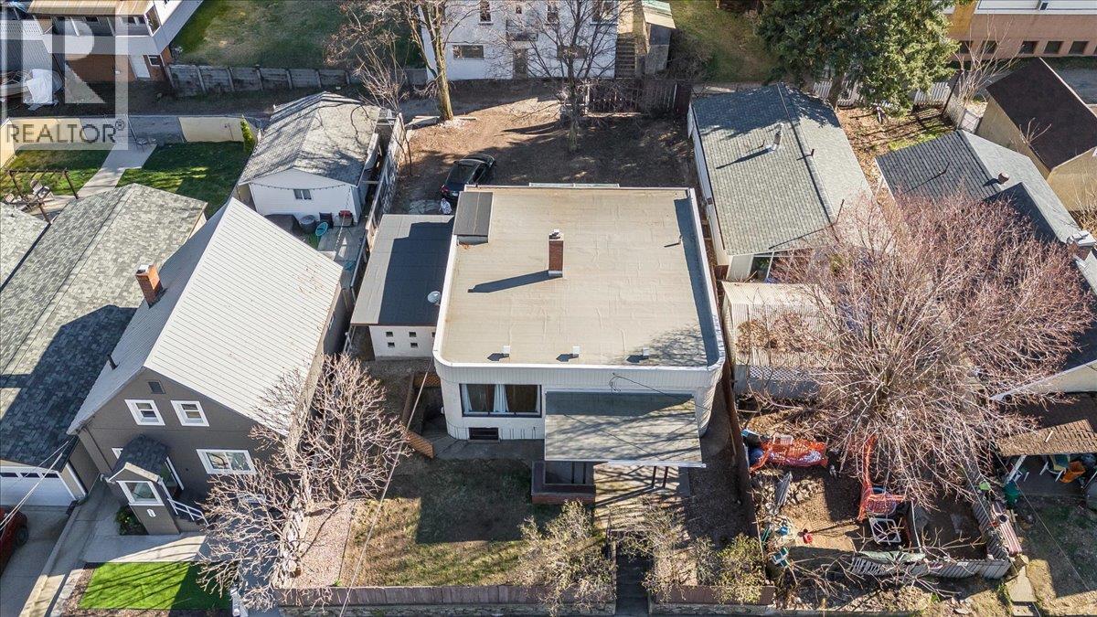 2172 Second Avenue, Trail, BC - Outdoor