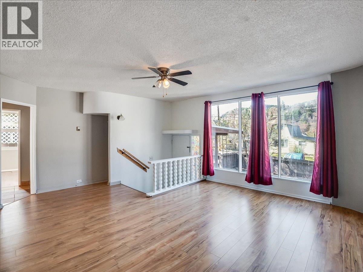 2172 Second Avenue, Trail, BC - Indoor