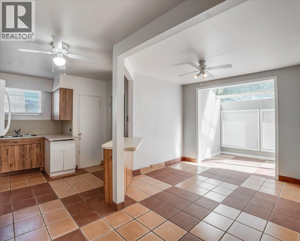 2172 Second Avenue, Trail, BC - Indoor