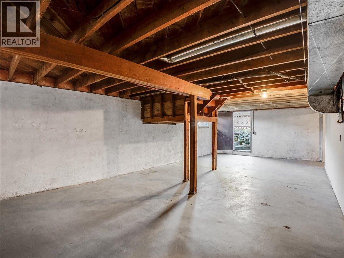 2172 Second Avenue, Trail, BC - Indoor Photo Showing Basement