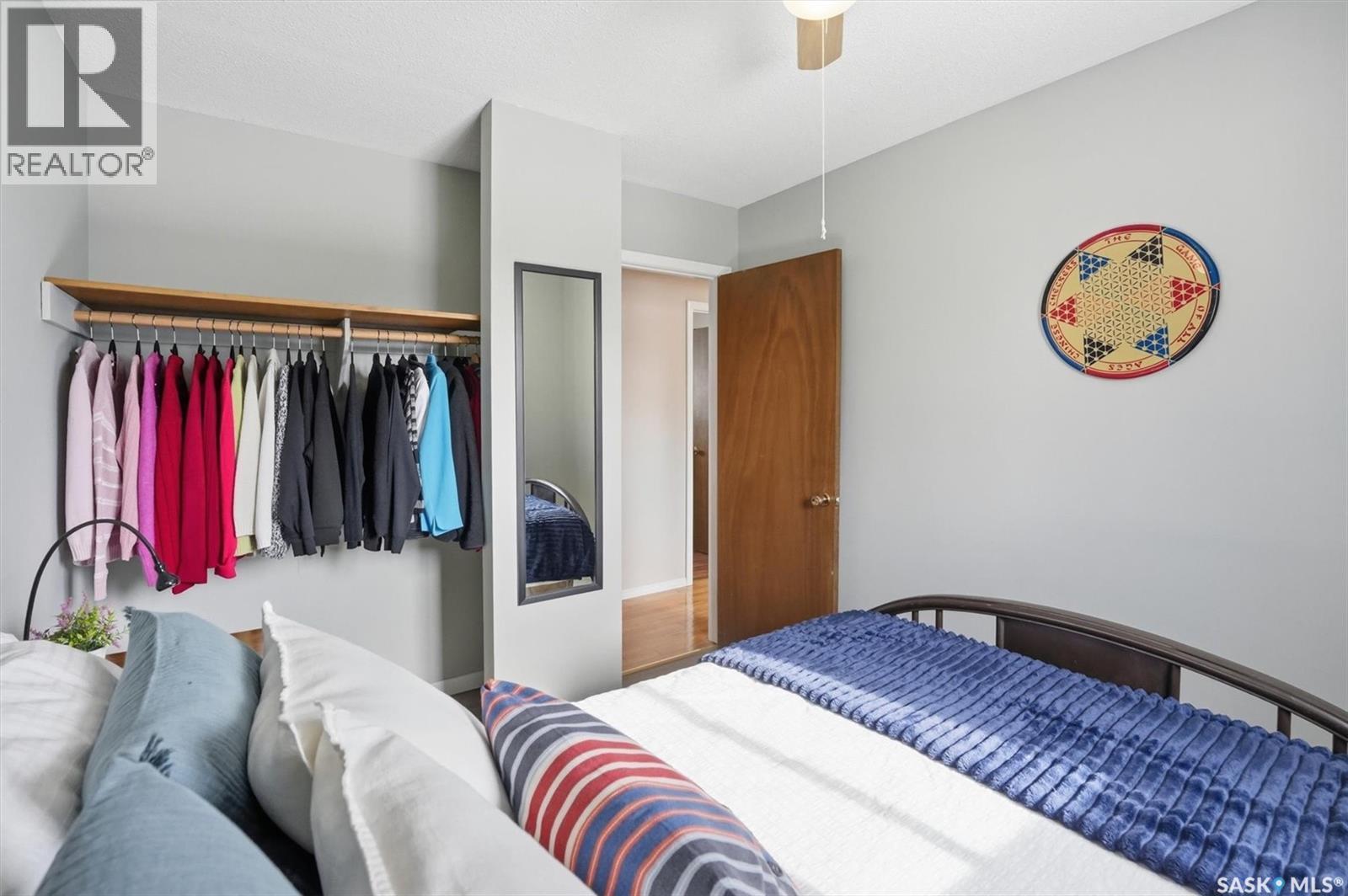 17 Malta Crescent, Saskatoon, SK - Indoor Photo Showing Bedroom