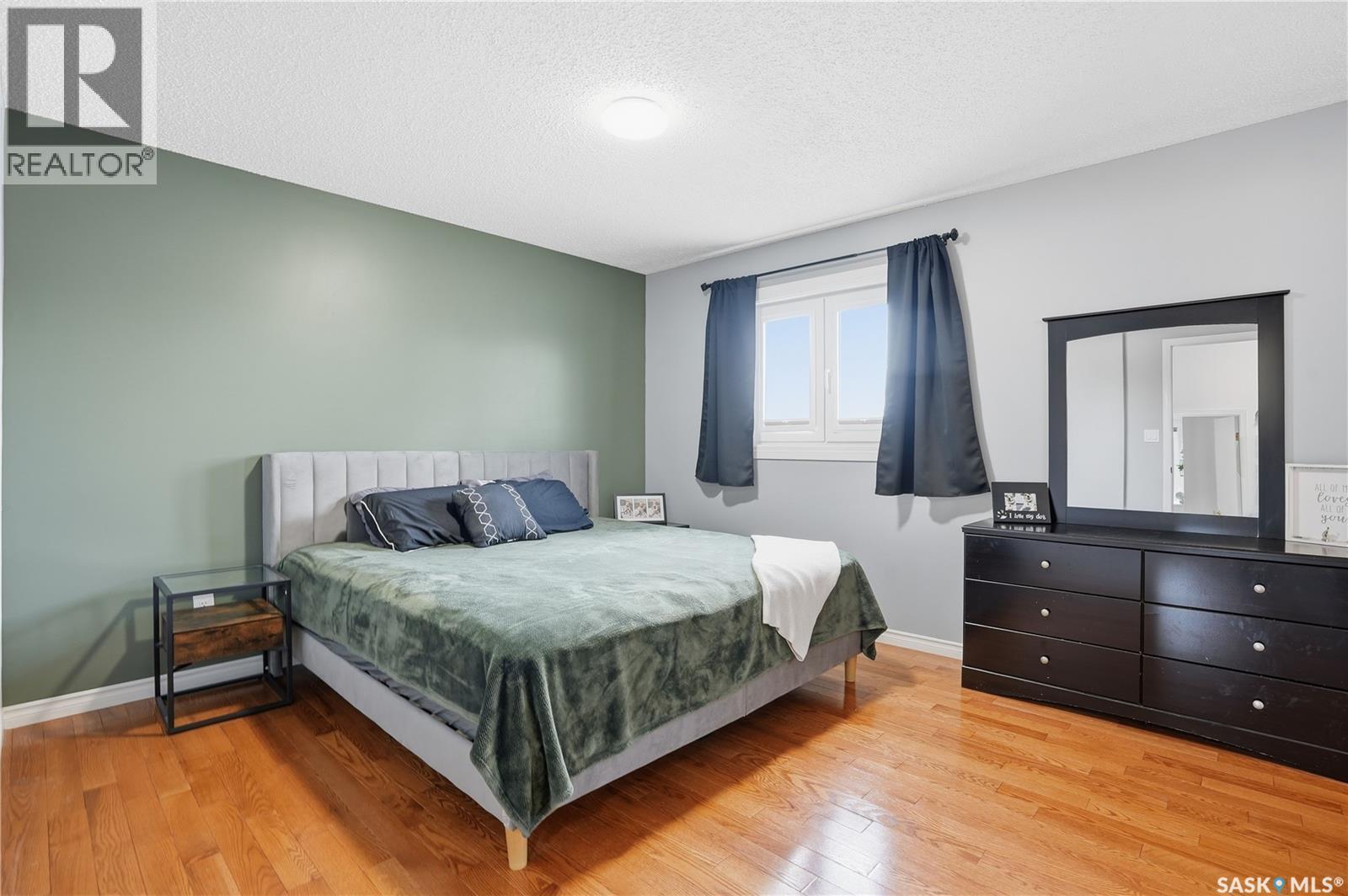 6719 Maplecrest Place, Regina, SK - Indoor Photo Showing Bedroom