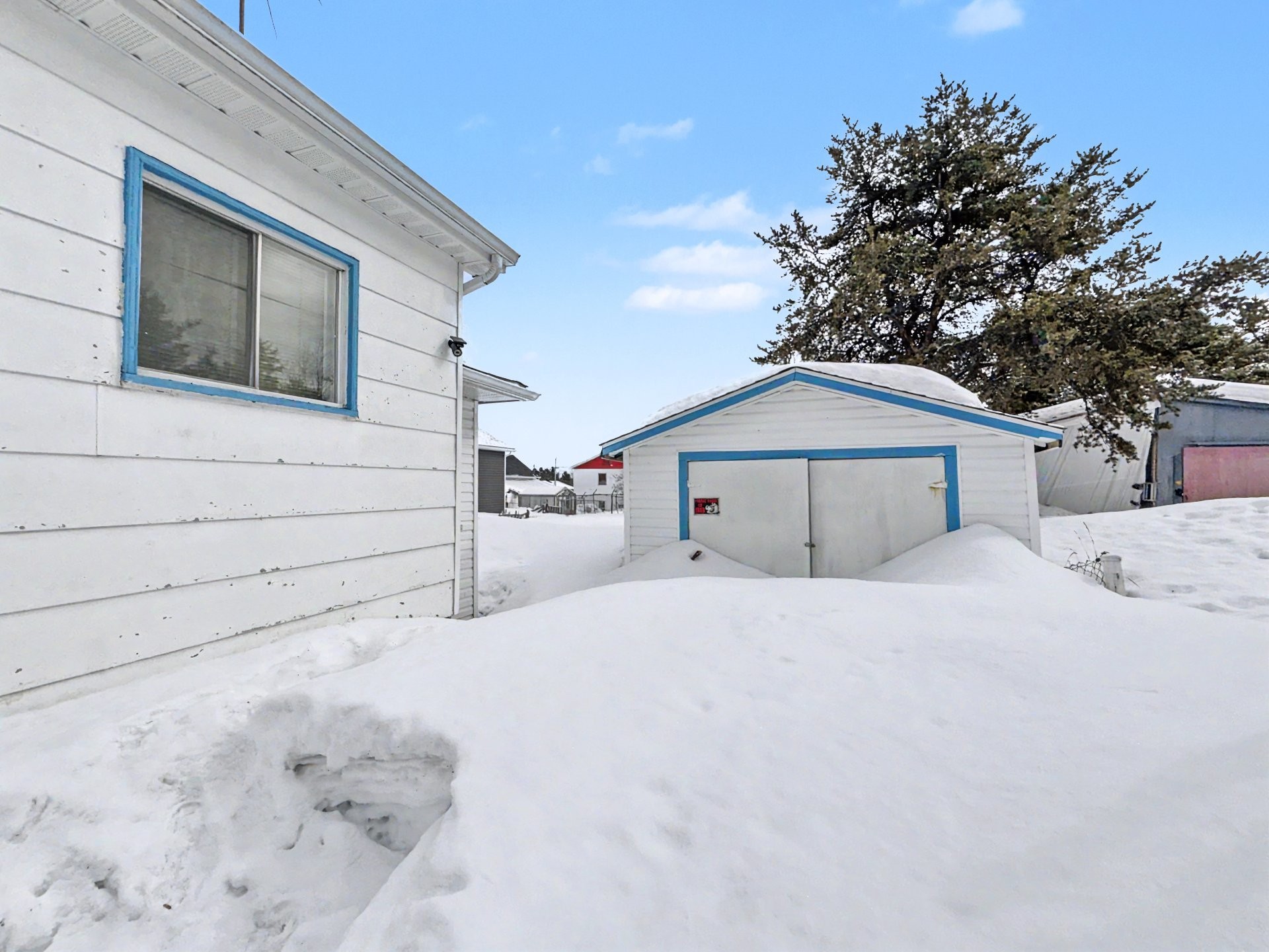 Garage - 12 3E Avenue E., Rouyn-Noranda, QC - Outdoor With Exterior