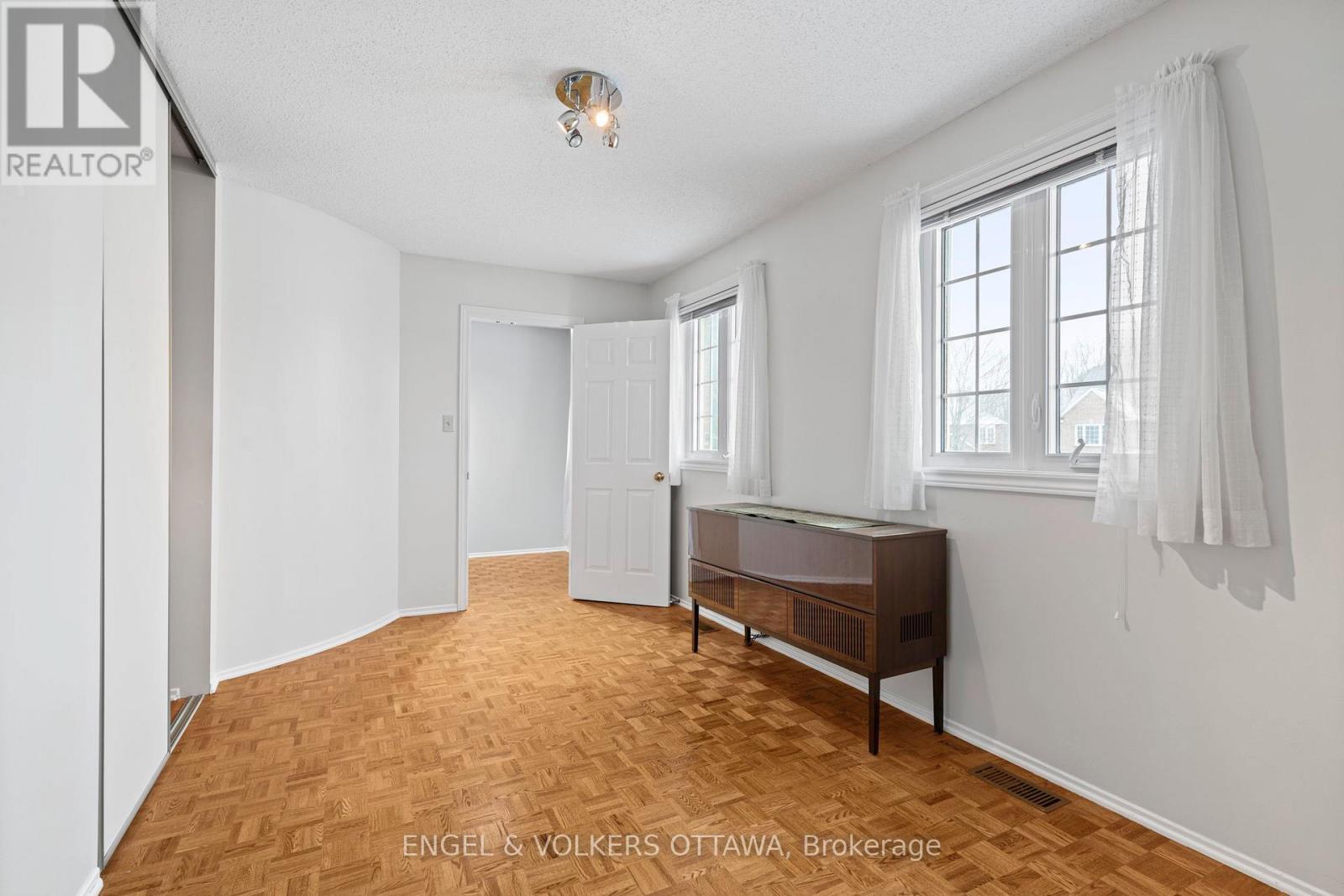 3 Balding Crescent, Ottawa, ON - Indoor Photo Showing Other Room