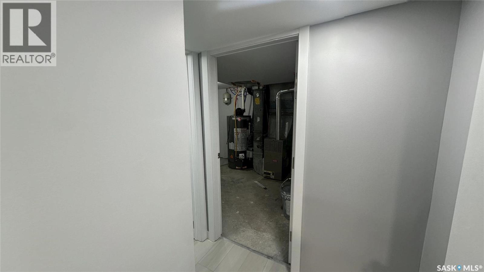 1607 9Th Avenue N, Saskatoon, SK - Indoor Photo Showing Other Room