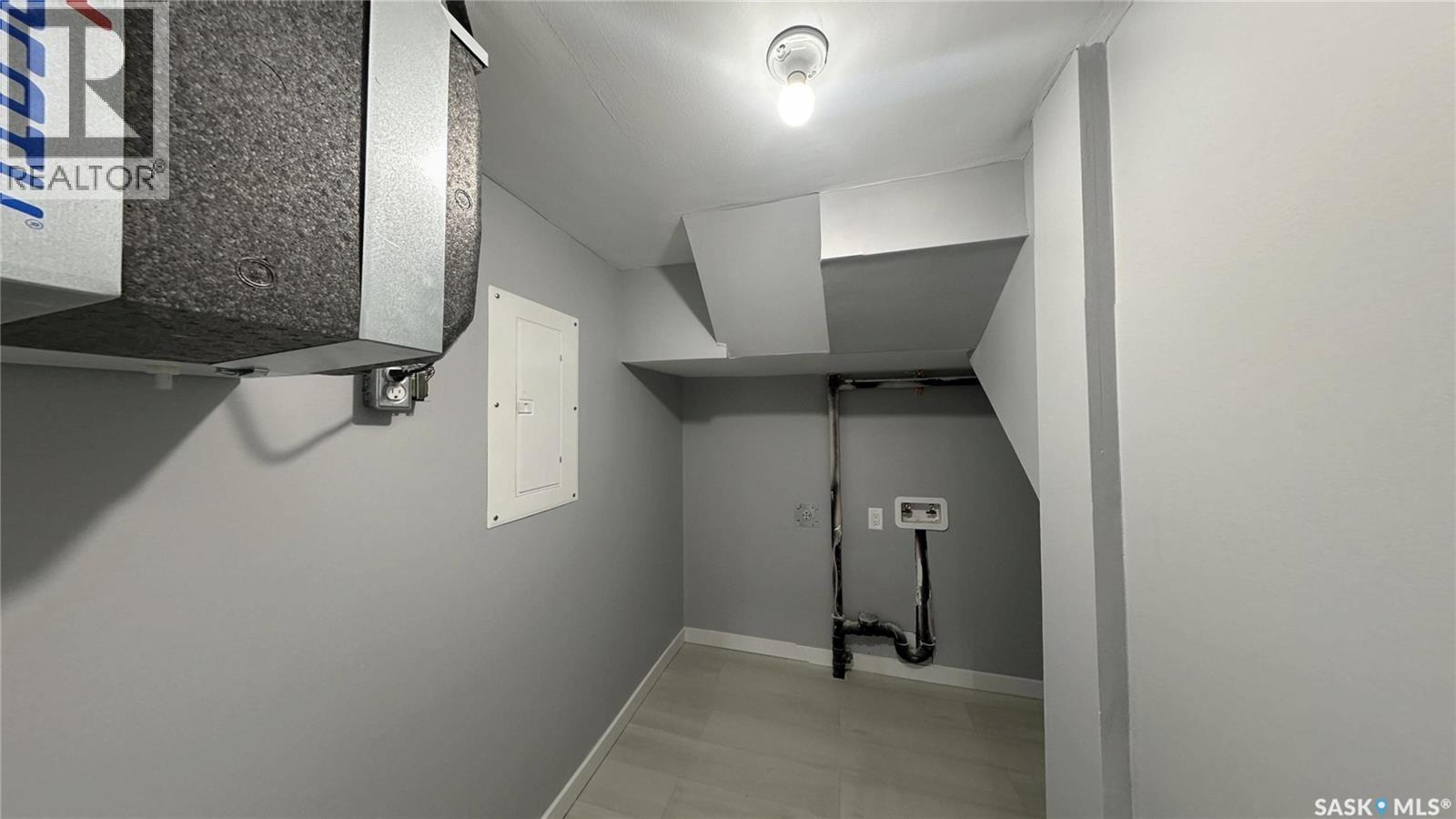 1607 9Th Avenue N, Saskatoon, SK - Indoor Photo Showing Other Room