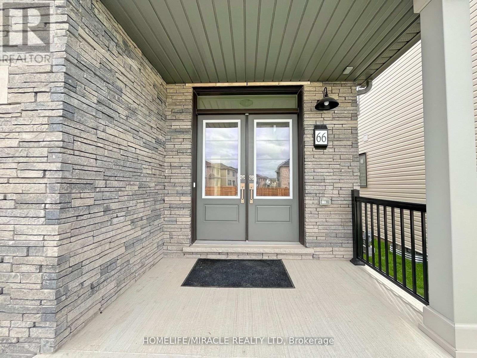 66 Aviron Crescent, Welland, ON - Outdoor