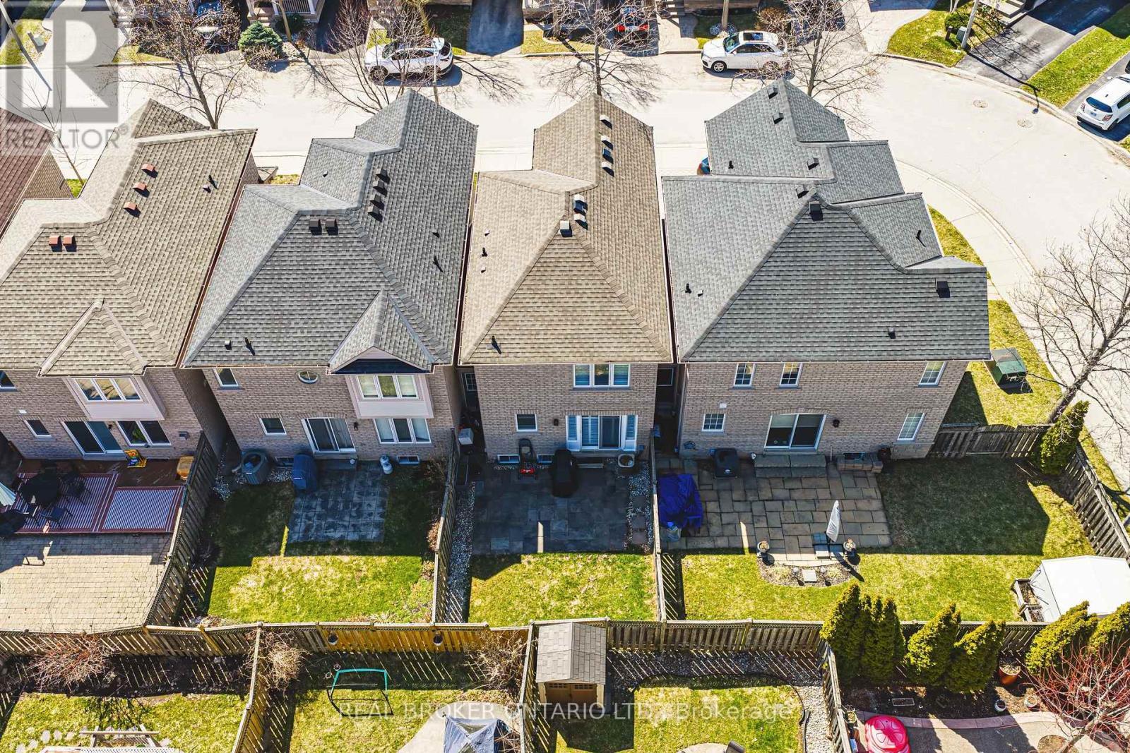 2259 Seton Crescent, Burlington, ON - Outdoor