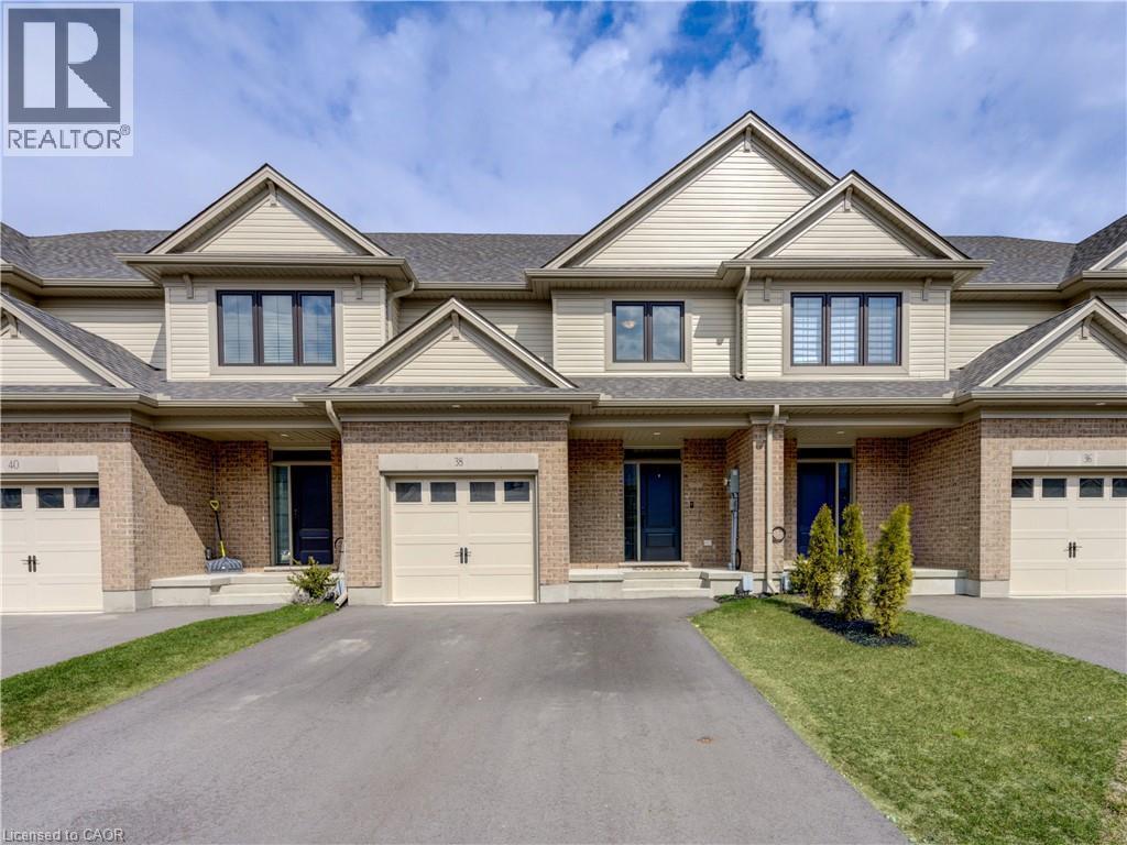 38 Canary Street, Tillsonburg, ON - Outdoor With Deck Patio Veranda With Facade