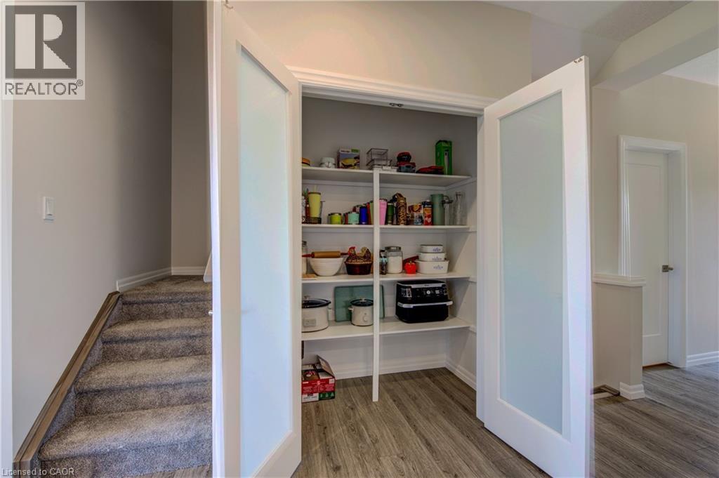 38 Canary Street, Tillsonburg, ON - Indoor Photo Showing Other Room