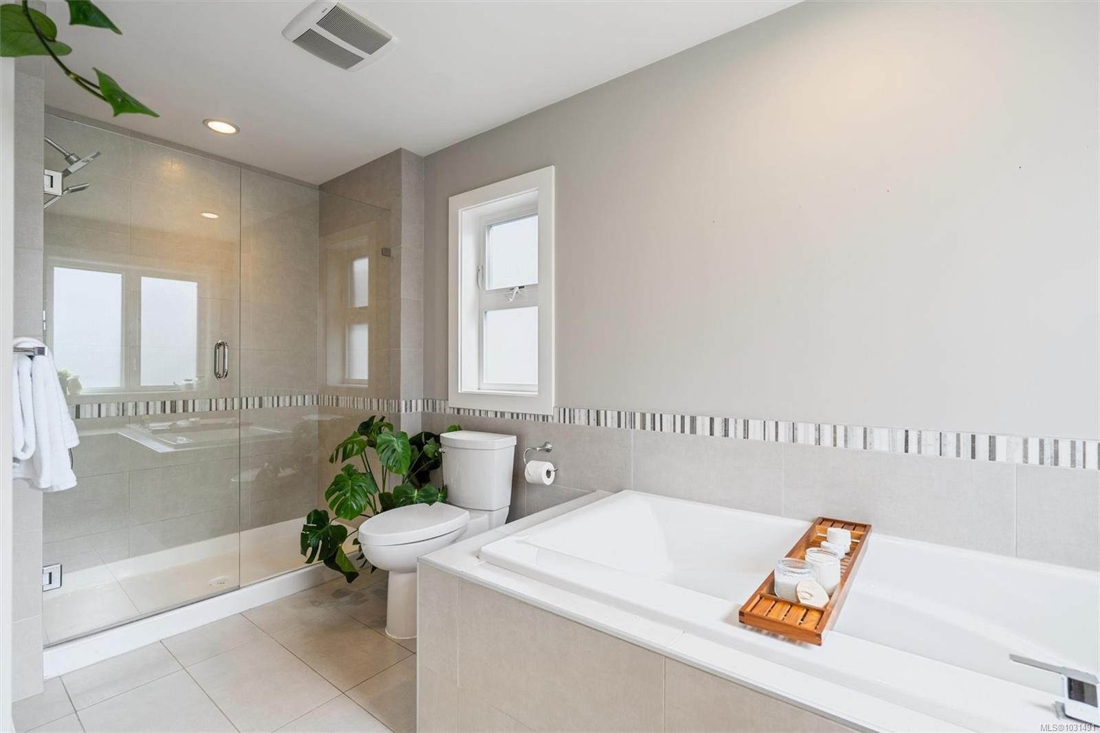 433 Regency Pl, Colwood, BC