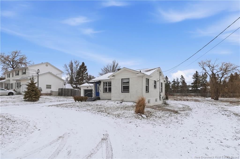 21 Kenmore Dr, Moncton, NB