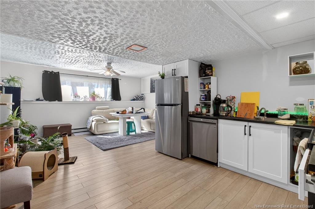 23 Pembroke St, Riverview, NB