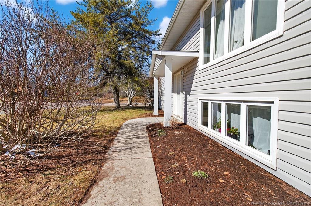 23 Pembroke St, Riverview, NB