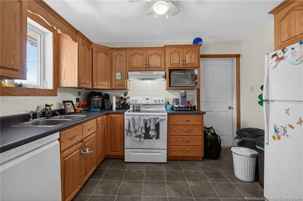 23 Pembroke St, Riverview, NB