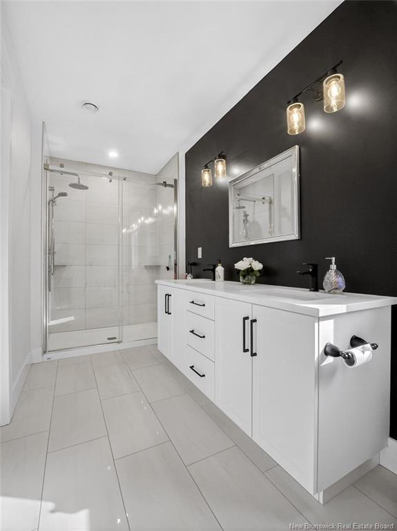 321 Falcon Dr, Moncton, NB