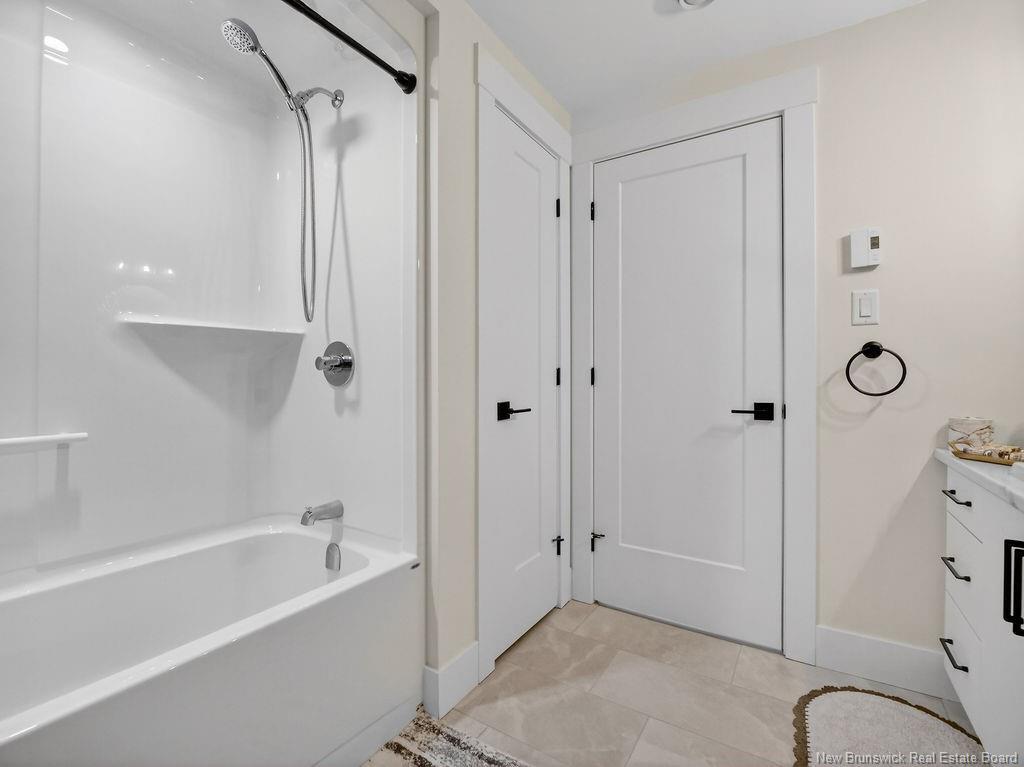 321 Falcon Dr, Moncton, NB