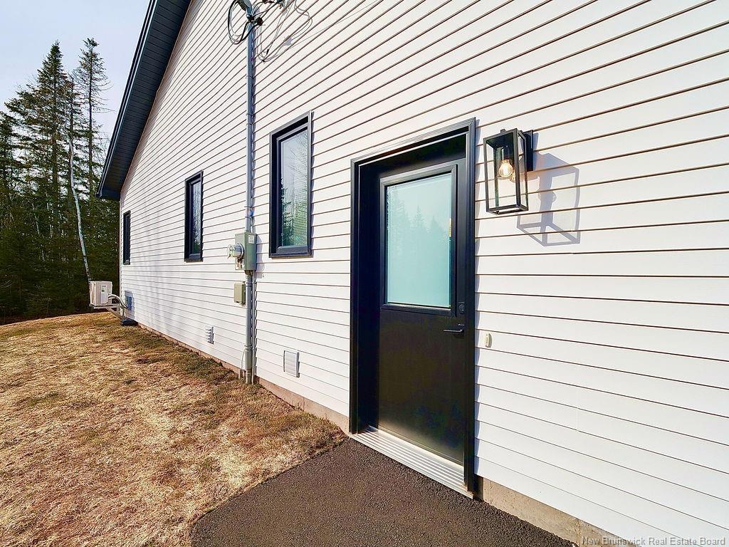 321 Falcon Dr, Moncton, NB