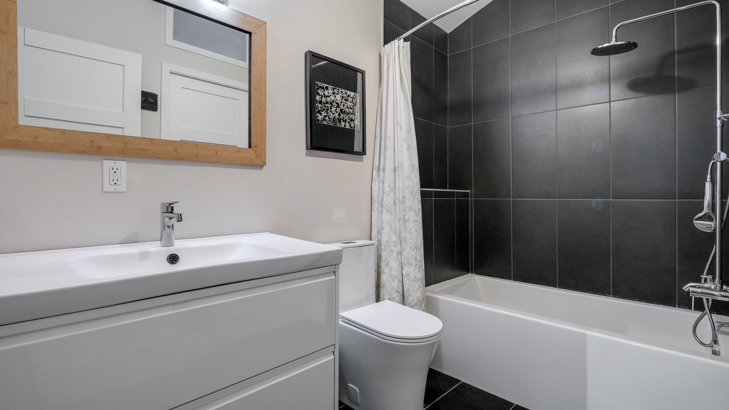 Salle de bains - 315 Rue Des Sables, Otterburn Park, QC - Indoor Photo Showing Bathroom