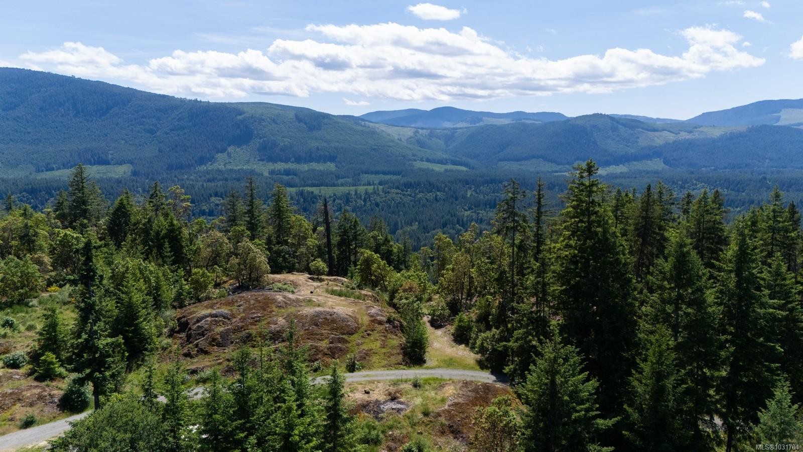 5876 Stoltze Rd, Duncan, BC
