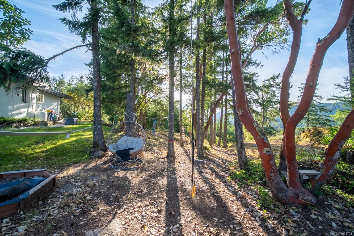 5876 Stoltze Rd, Duncan, BC