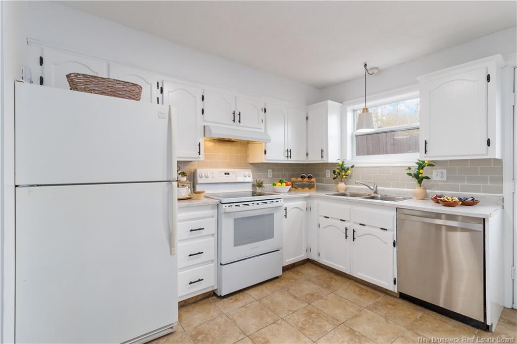 160 Thomas St, Dieppe, NB