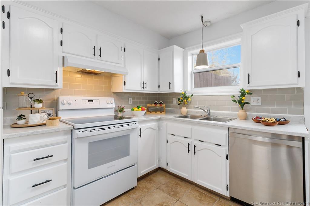 160 Thomas St, Dieppe, NB