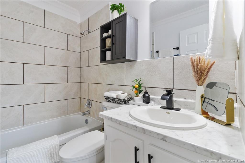 160 Thomas St, Dieppe, NB