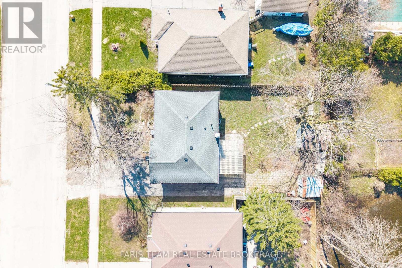 18 Newton Street, Barrie, ON - Outdoor With View