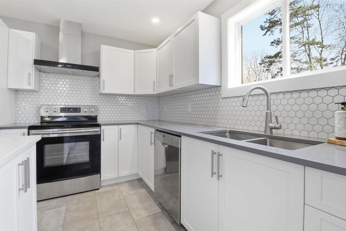 55 Tori Lane, Fall River, NS