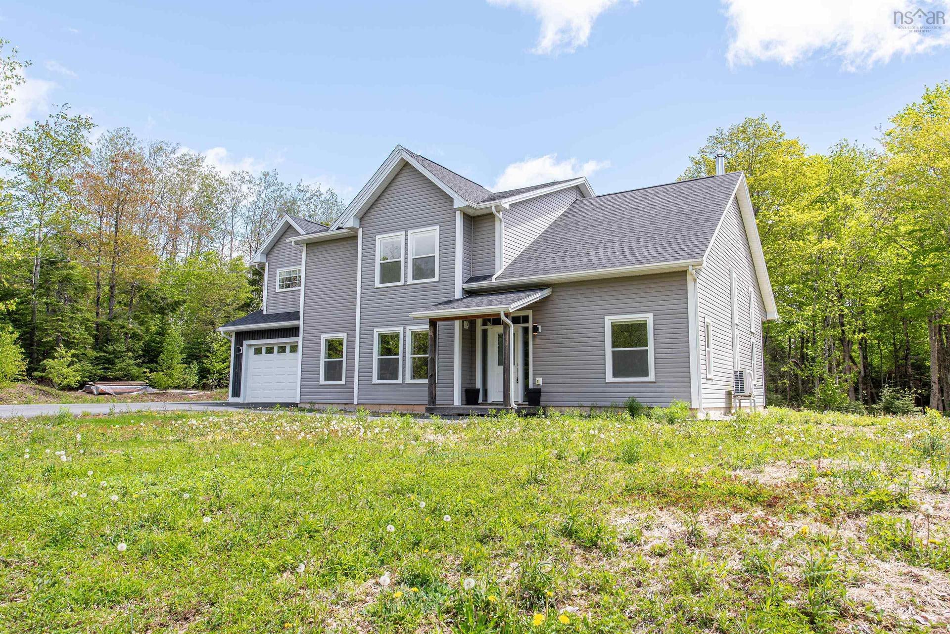 55 Tori Lane, Fall River, NS