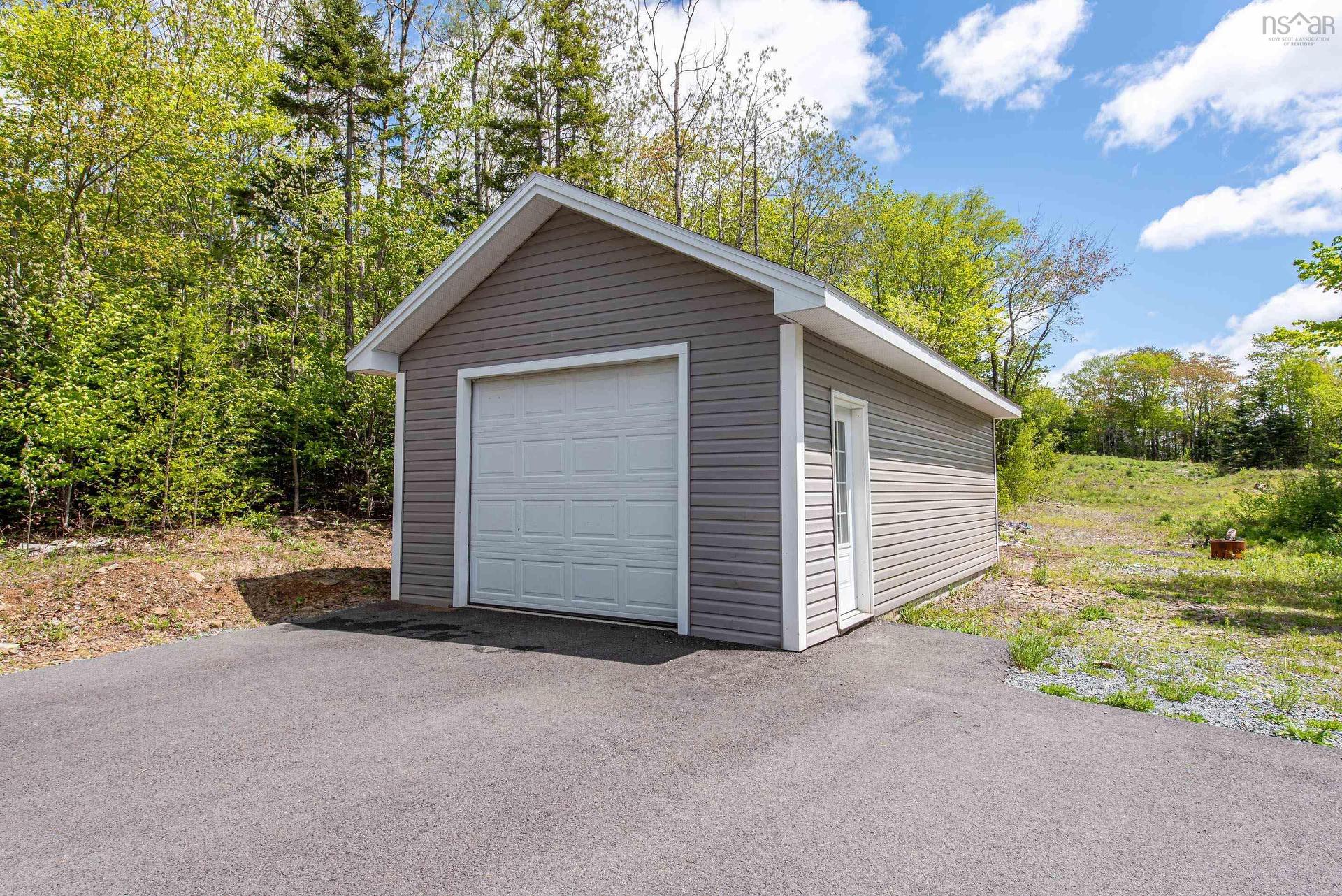 55 Tori Lane, Fall River, NS
