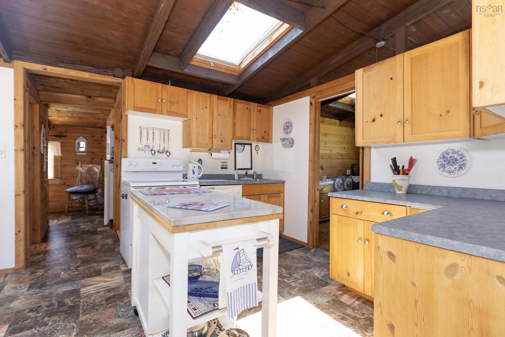208 Lighthouse Road, Parrsboro, NS