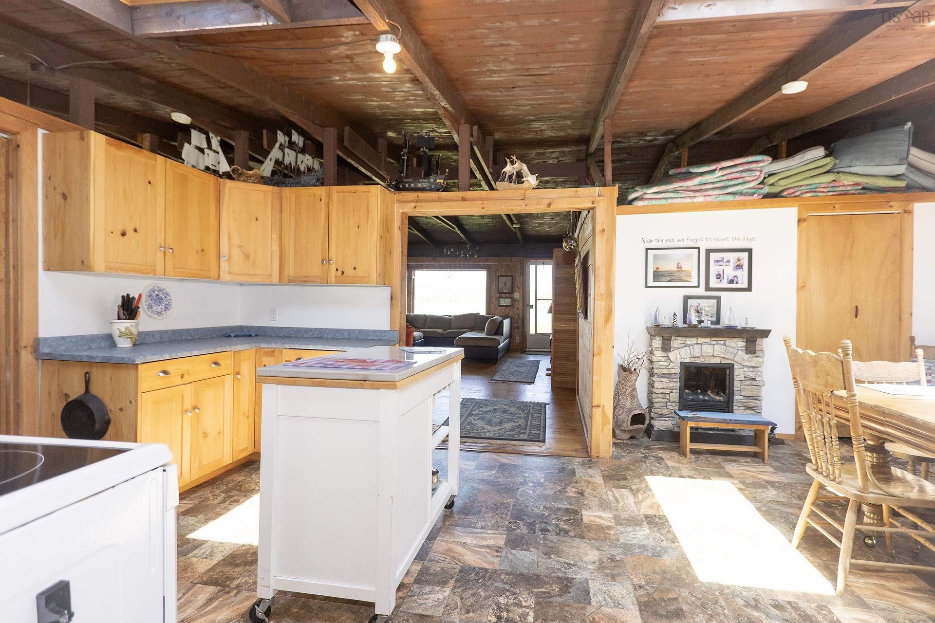 208 Lighthouse Road, Parrsboro, NS