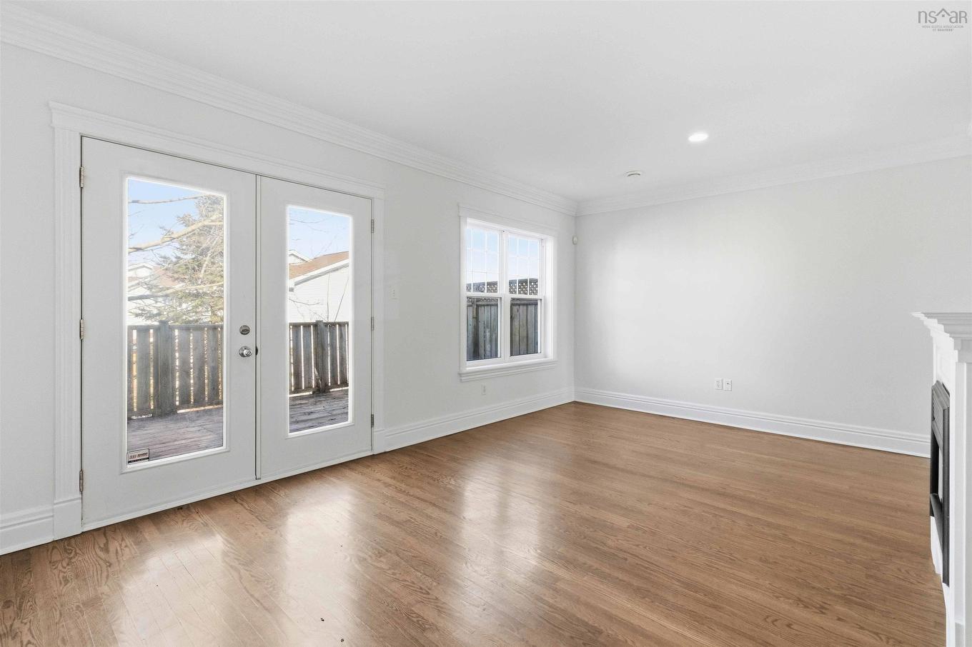 24 King Street, Dartmouth, NS