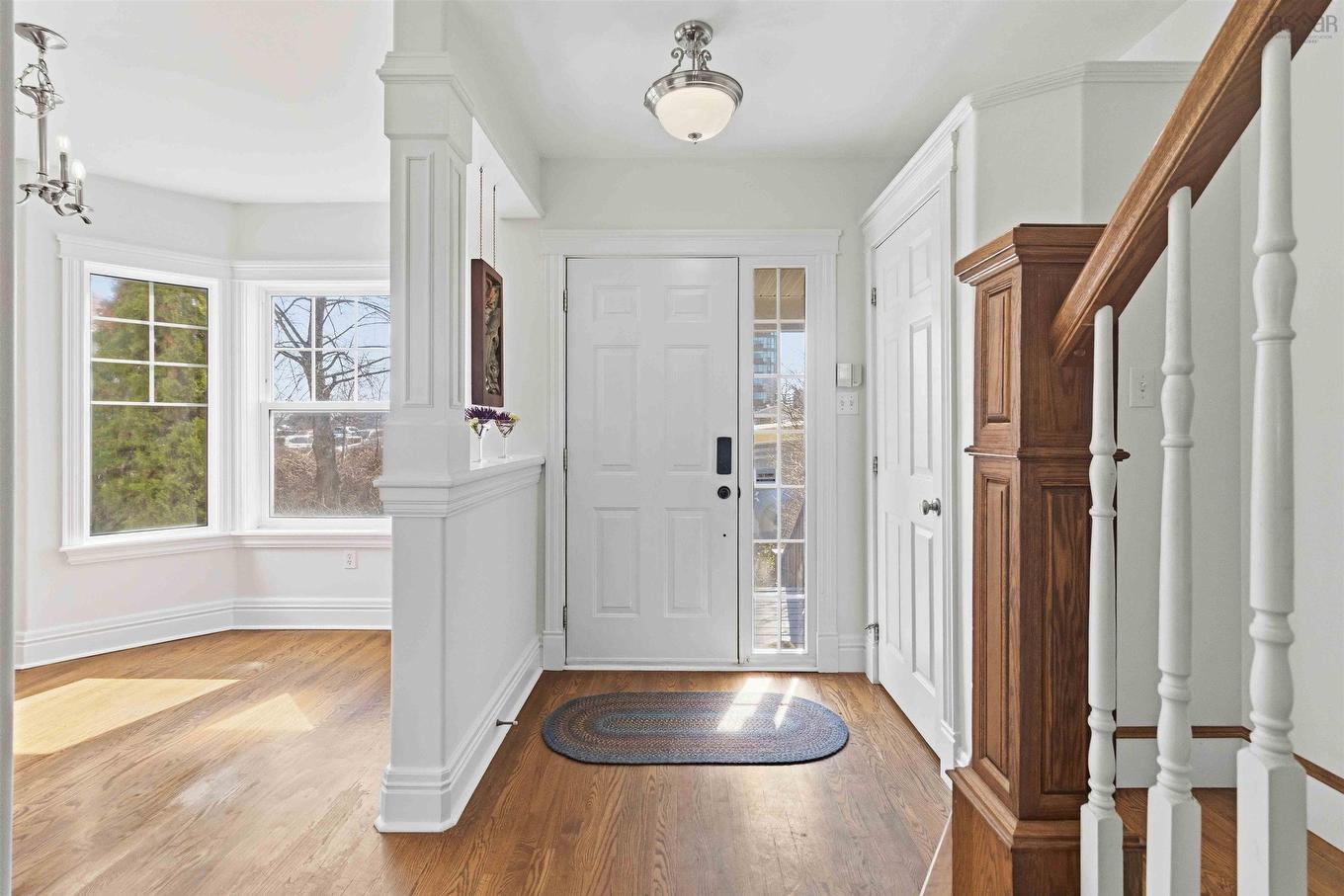 24 King Street, Dartmouth, NS